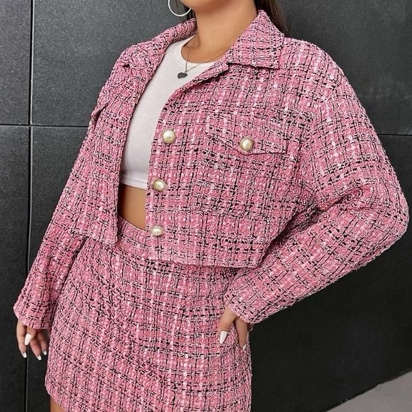 Chic Pink Plaid Tweed Jacket 200.00 ‼️FINAL SALE - Picture 1 of 8